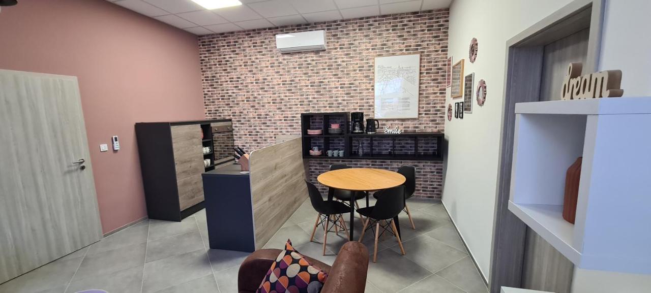 Apartments Nestl Птуй Экстерьер фото