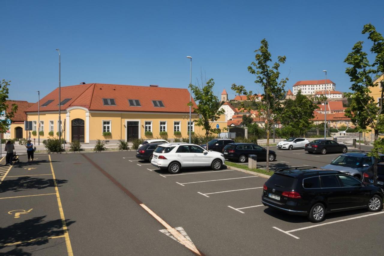 Apartments Nestl Птуй Экстерьер фото